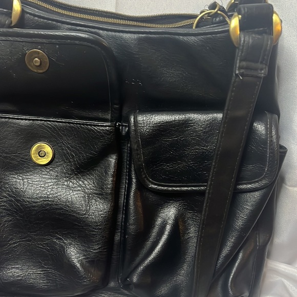 Strada Women’s Purse, Black Leather, Zip and Snap pockets, Cute Look! Excellent! - Picture 9 of 9
